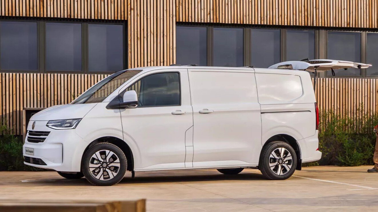 VOLKSWAGEN TRANSPORTER T32 SWB ELECTRIC 160kW 65kWh Commerce Pro Van Auto
